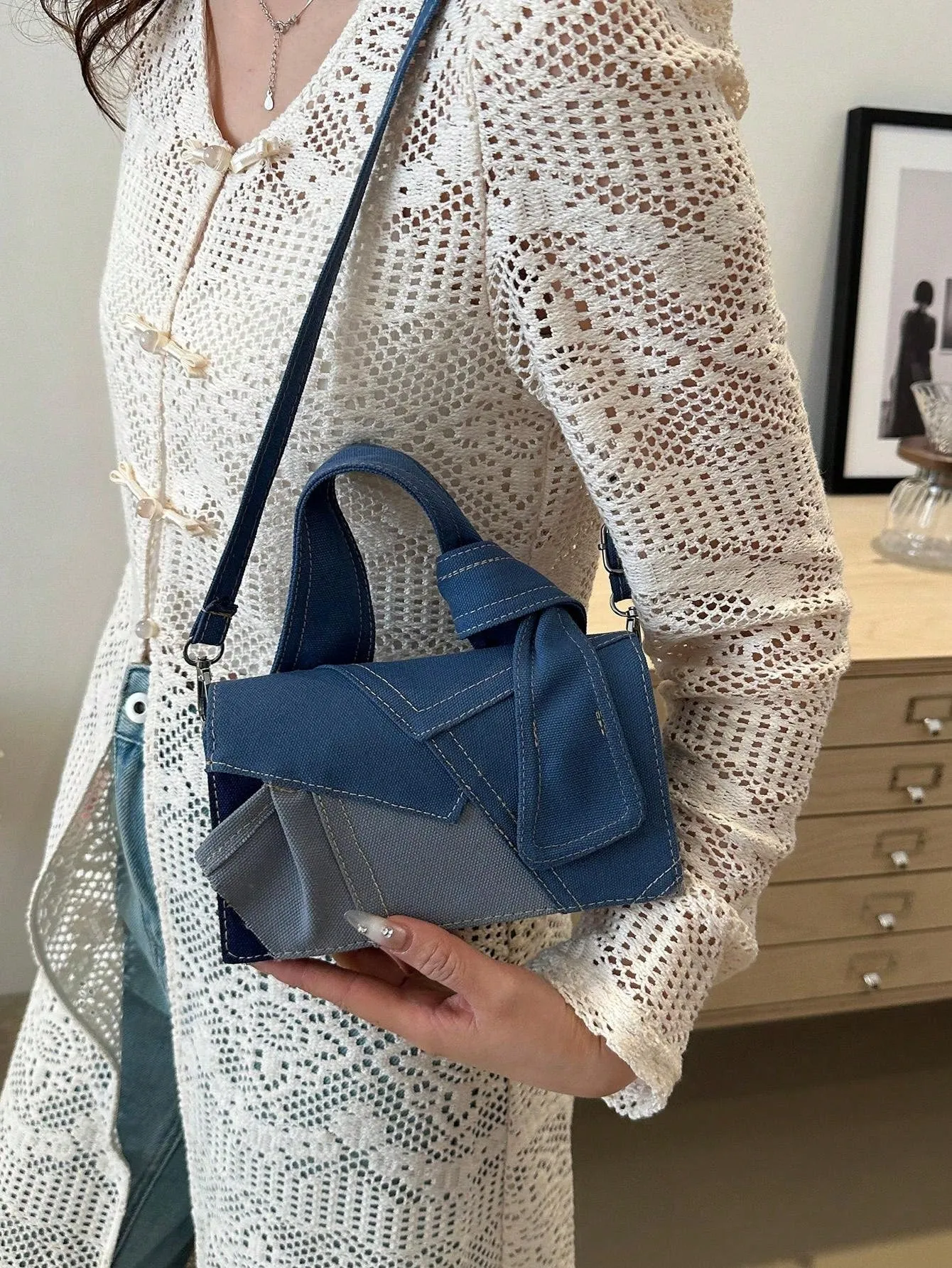 A Minimalist Vintage Mini Handbag Square Bag With Adjustable Long Shoulder Strap