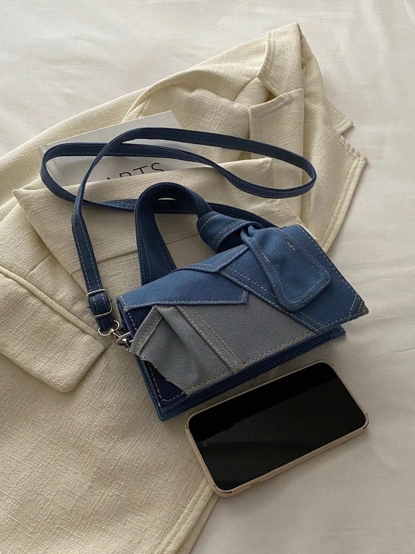 A Minimalist Vintage Mini Handbag Square Bag With Adjustable Long Shoulder Strap