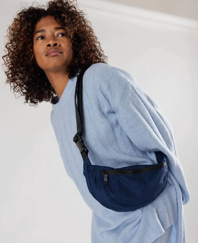 Baggu | Crescent Fanny Pack | Navy