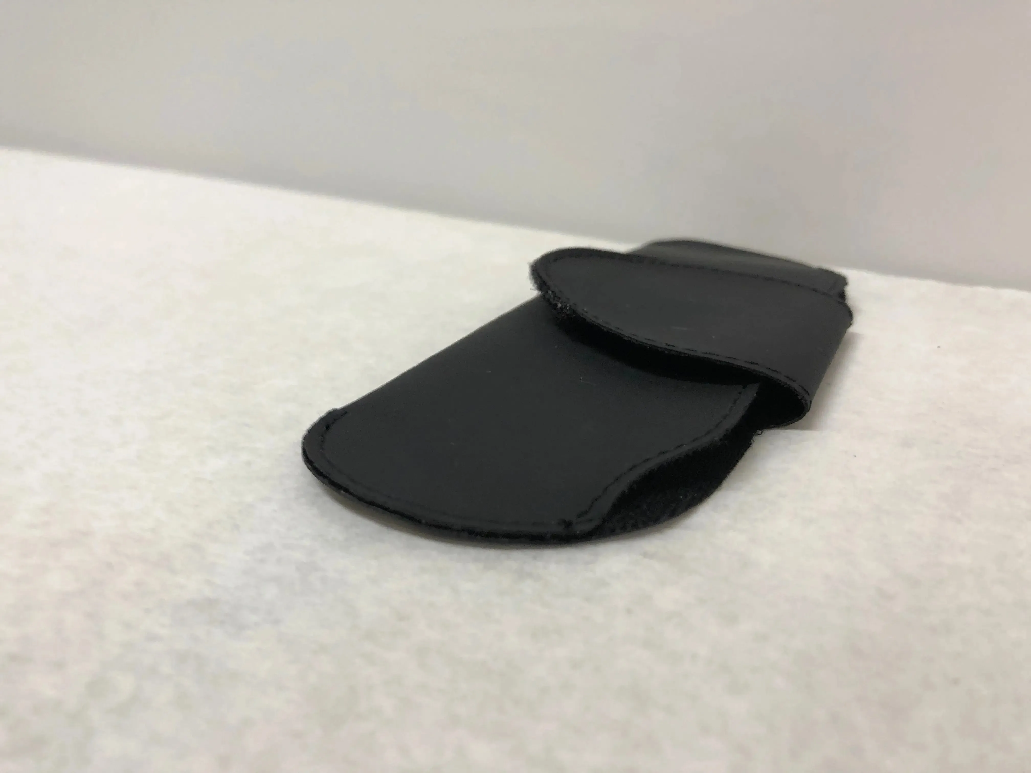 Black Optical Eyeglass Large Tab Close Soft Case and Storage | KMOPT-132