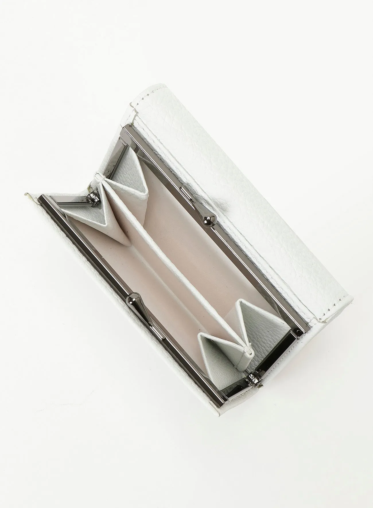 Clasp trifold wallet