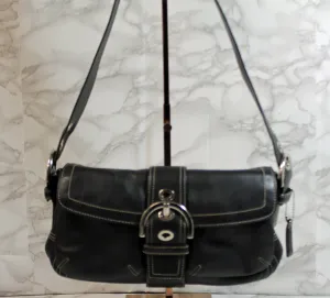 Coach Purse: #9434 Black Signature SOHO Crossbody bag