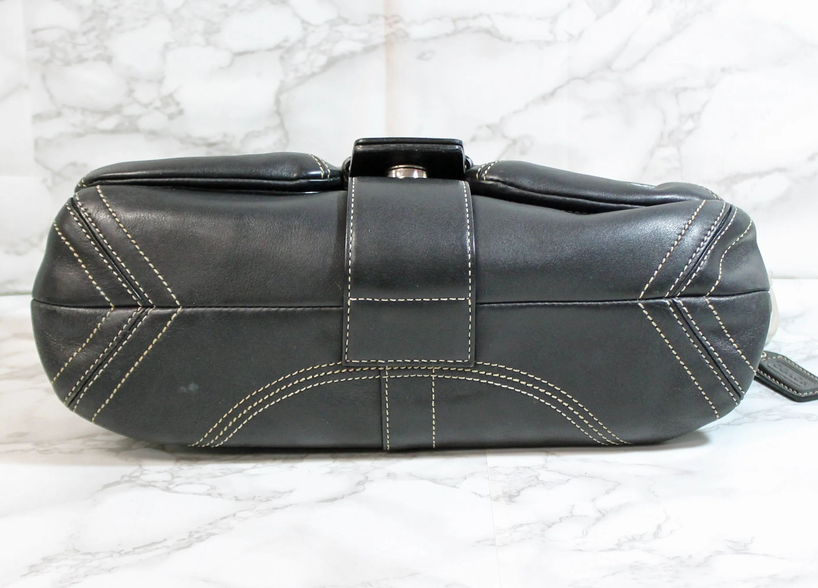 Coach Purse: #9434 Black Signature SOHO Crossbody bag