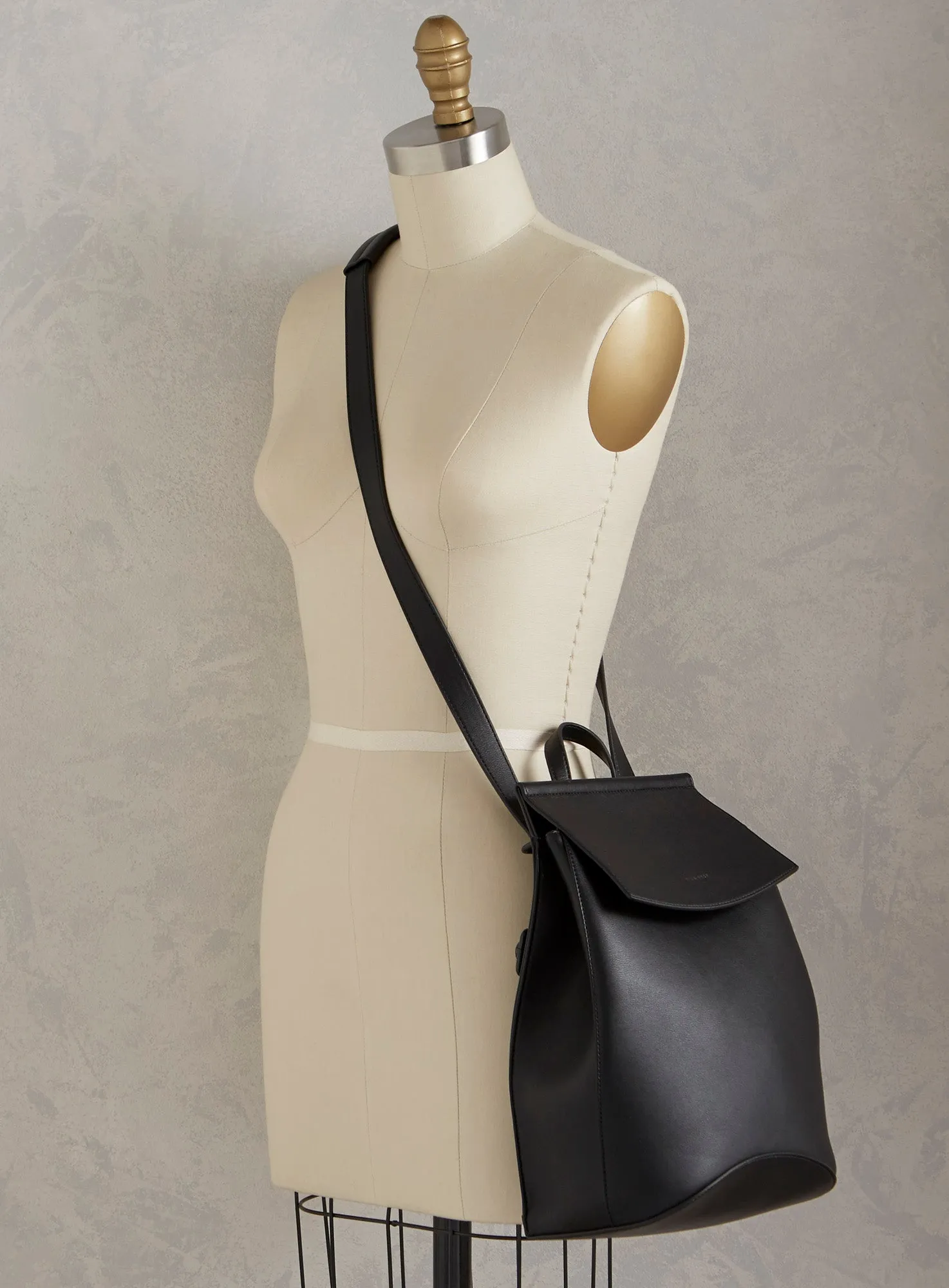 Criss-Crossbody Convertible Backpack