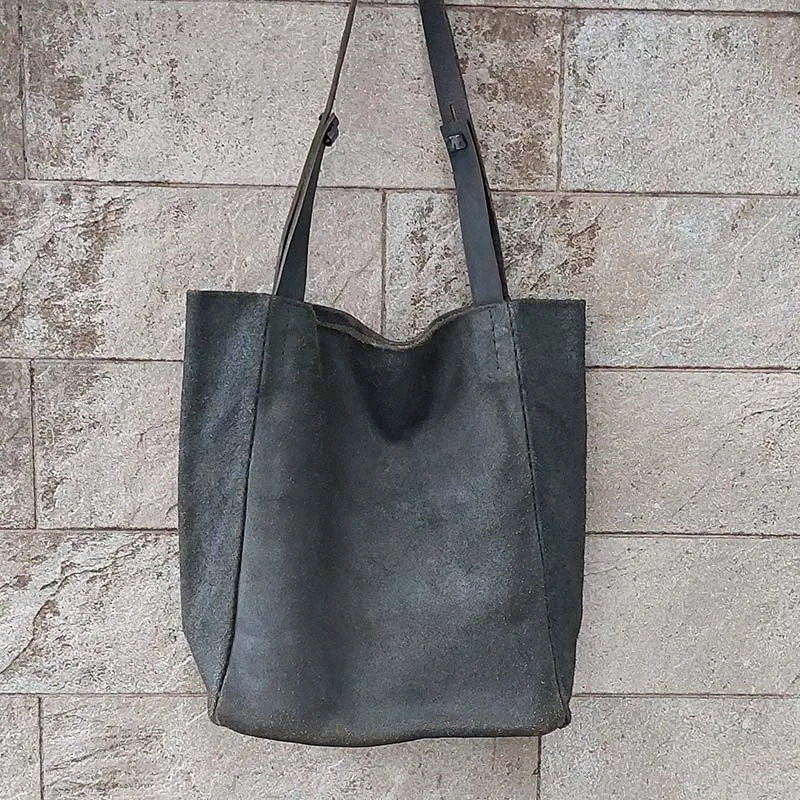 Daniele Basta/Black tote bag