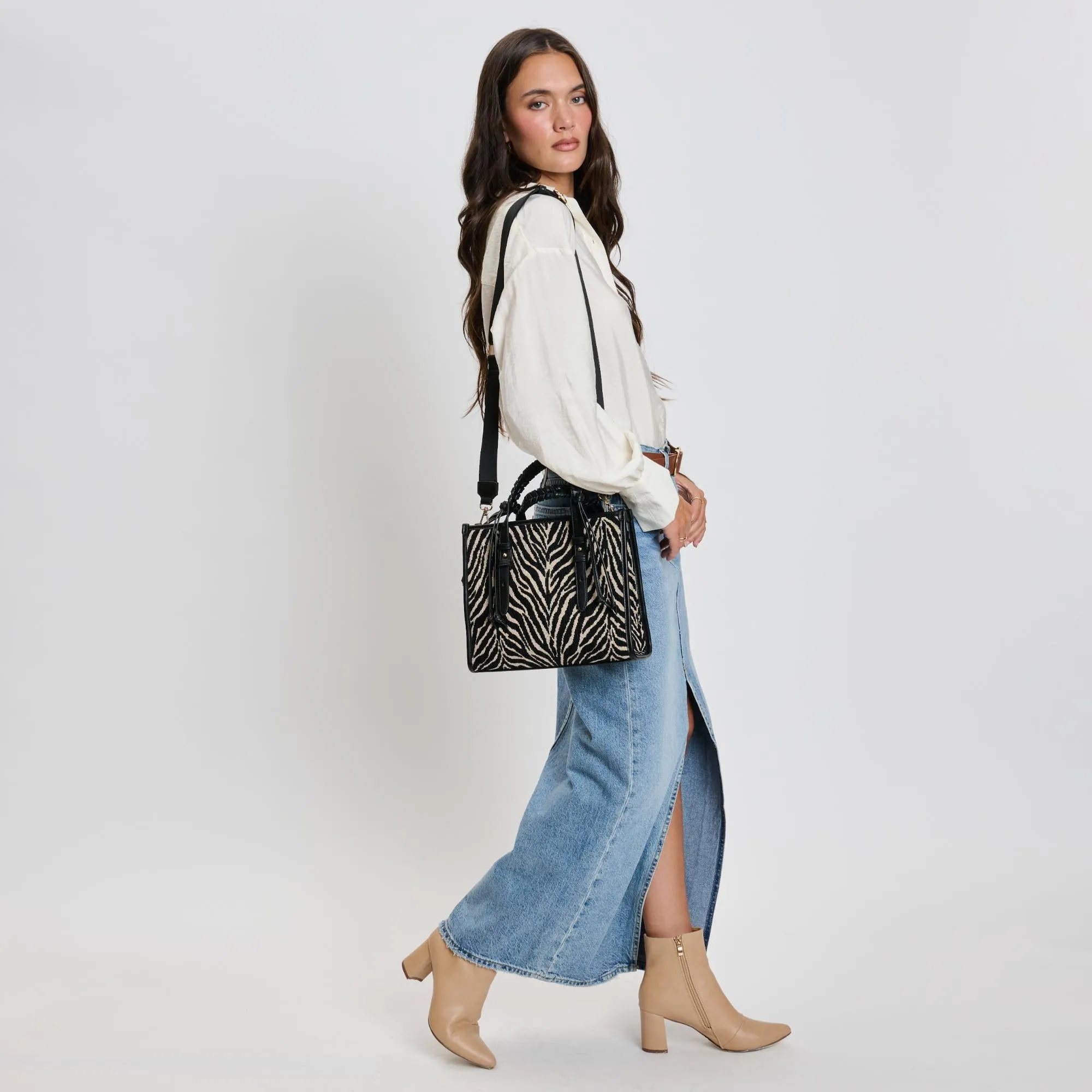 Dinsdale Crossbody