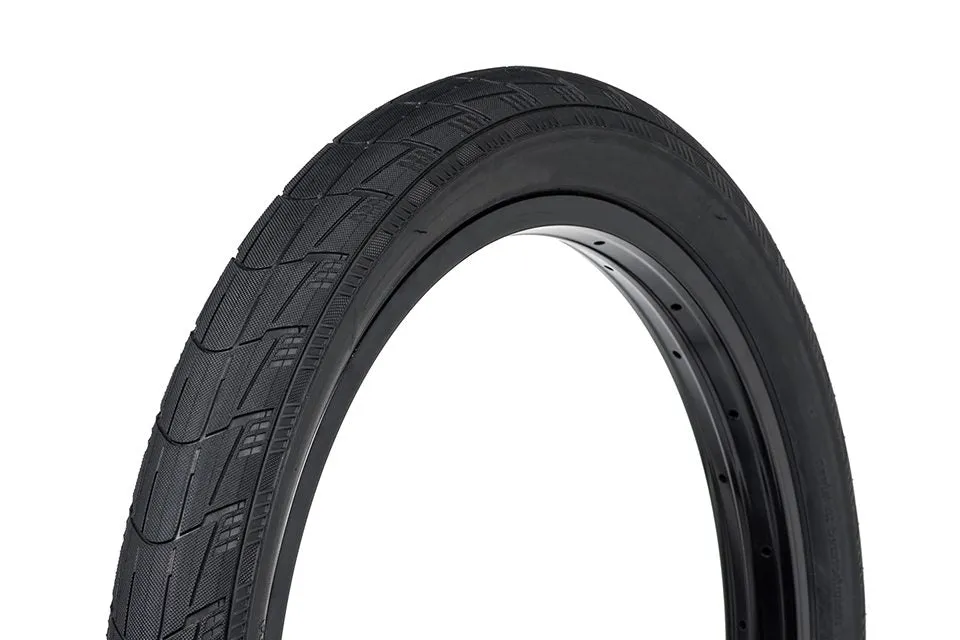 Eclat Mirage Lightweight Tire