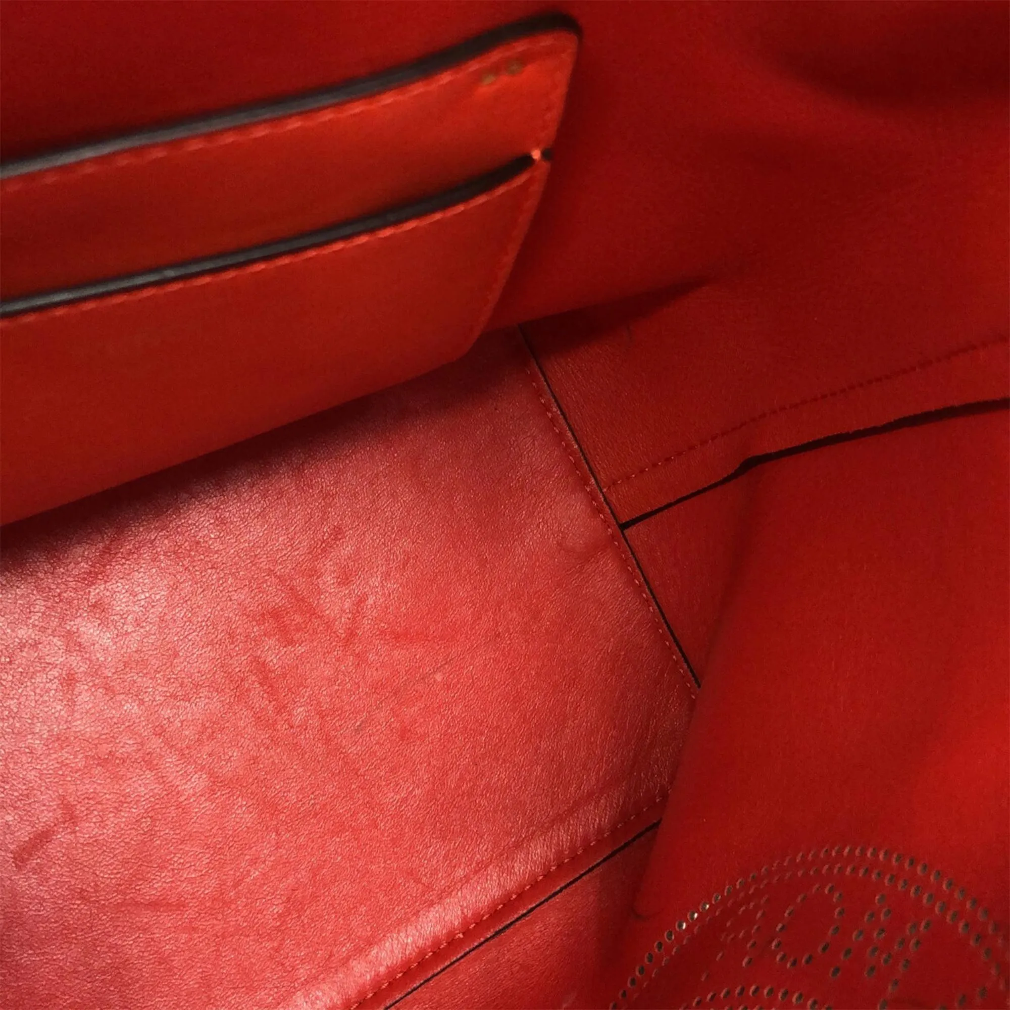 Fendi Small Perforated Mon Tresor Bucket Bag (SHG-ZjiX7d)