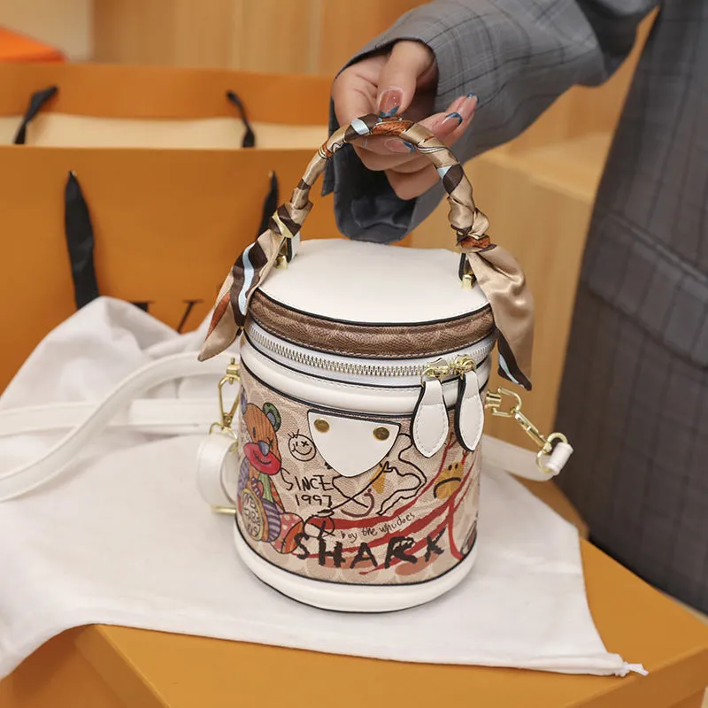 Graffiti Bucket Bag Portable Messenger Bag