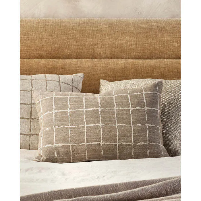 Johnson Cushion (Viscose/Linen)