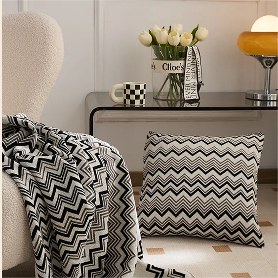 Knitted Wave-line Throw Pillow Set