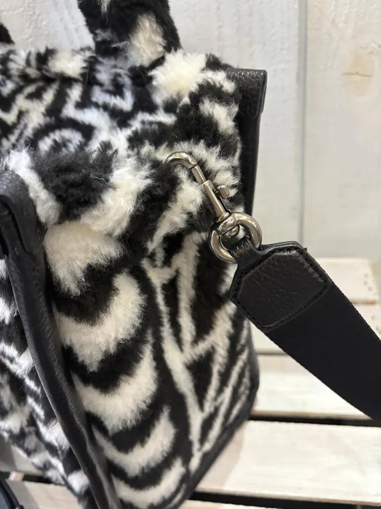 Marc Jacobs The Medium Tote Bag in Monogram Teddy