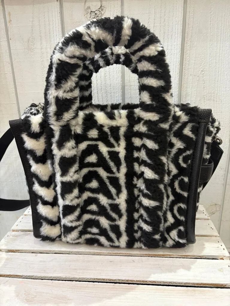 Marc Jacobs The Medium Tote Bag in Monogram Teddy