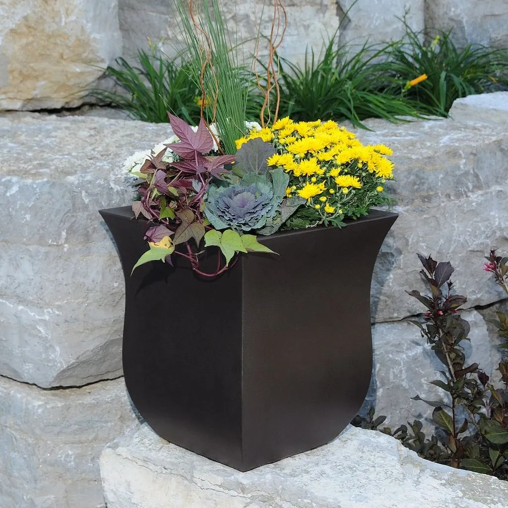 Mayne Valencia Square Planter