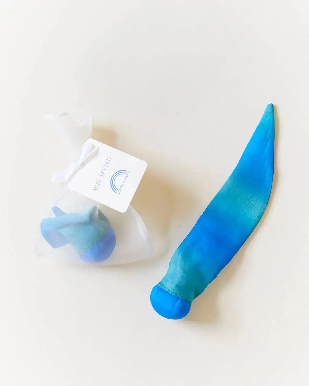 Mini Skytails - soft, silk throwing toy: Ocean