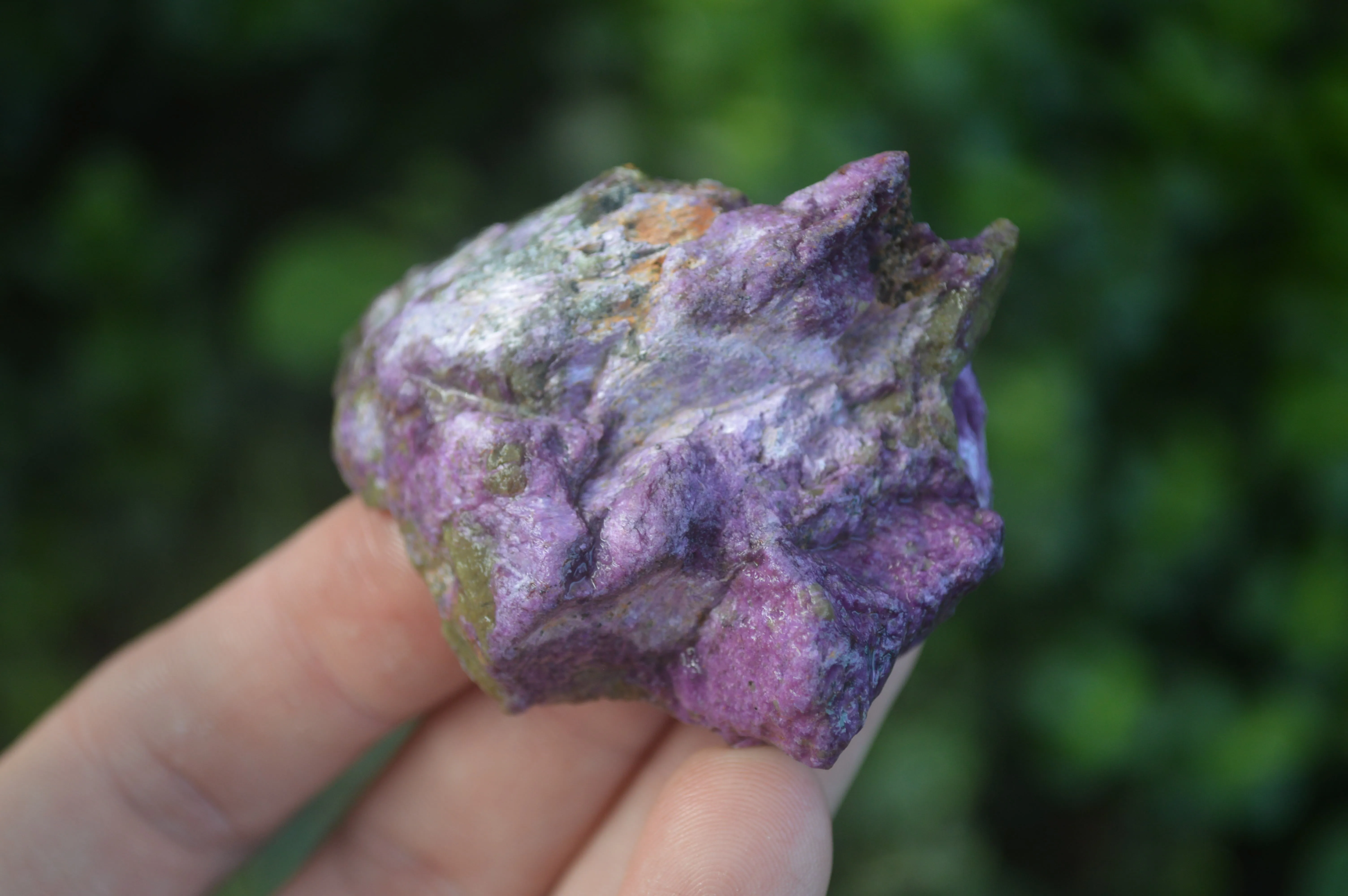 Natural Small Purple Stichtite & Green Serpentine Cobbed Pieces  - Sold per 1 kg (10-18 pieces) - From Barberton, South Africa