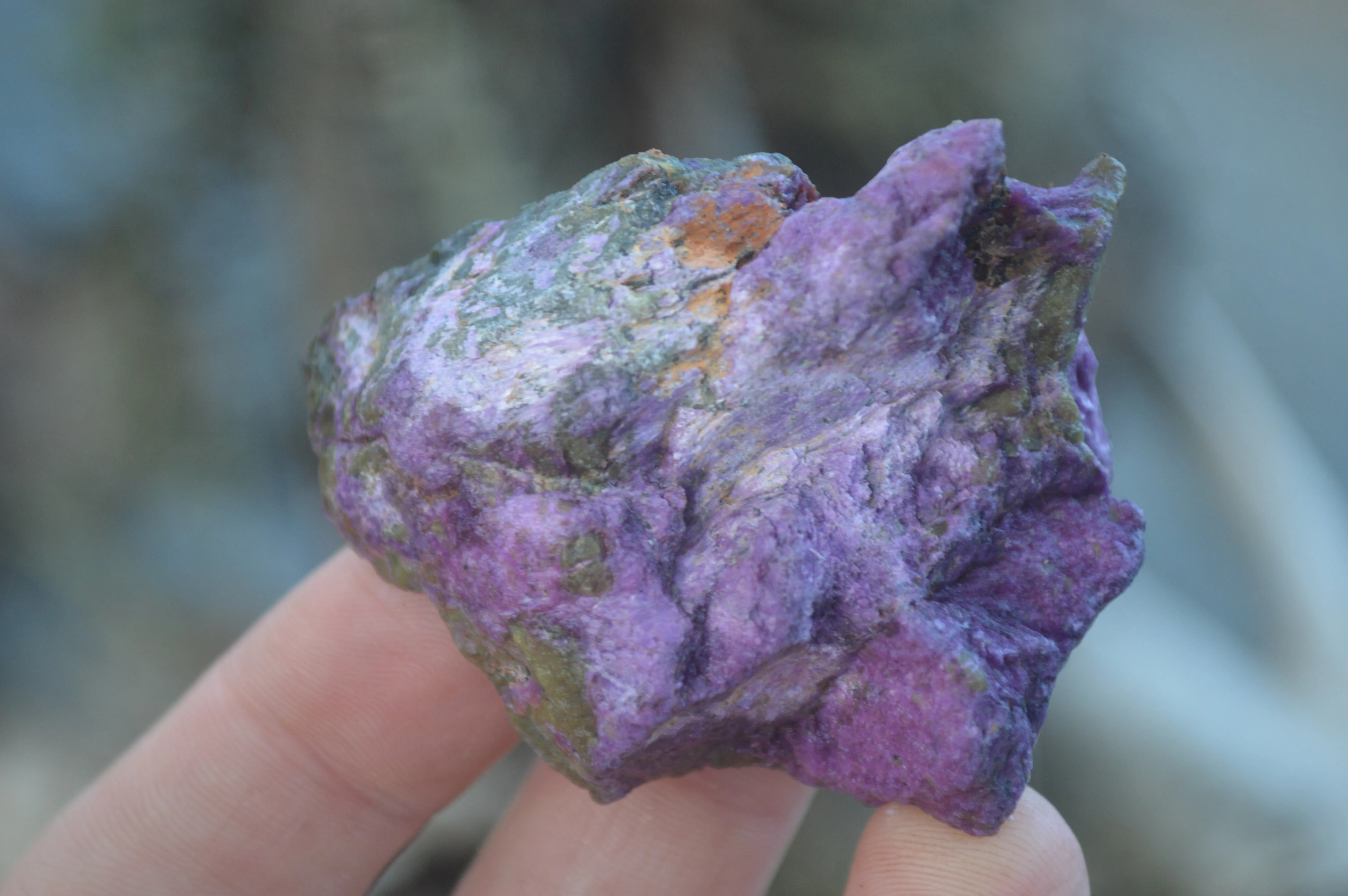 Natural Small Purple Stichtite & Green Serpentine Cobbed Pieces  - Sold per 1 kg (10-18 pieces) - From Barberton, South Africa