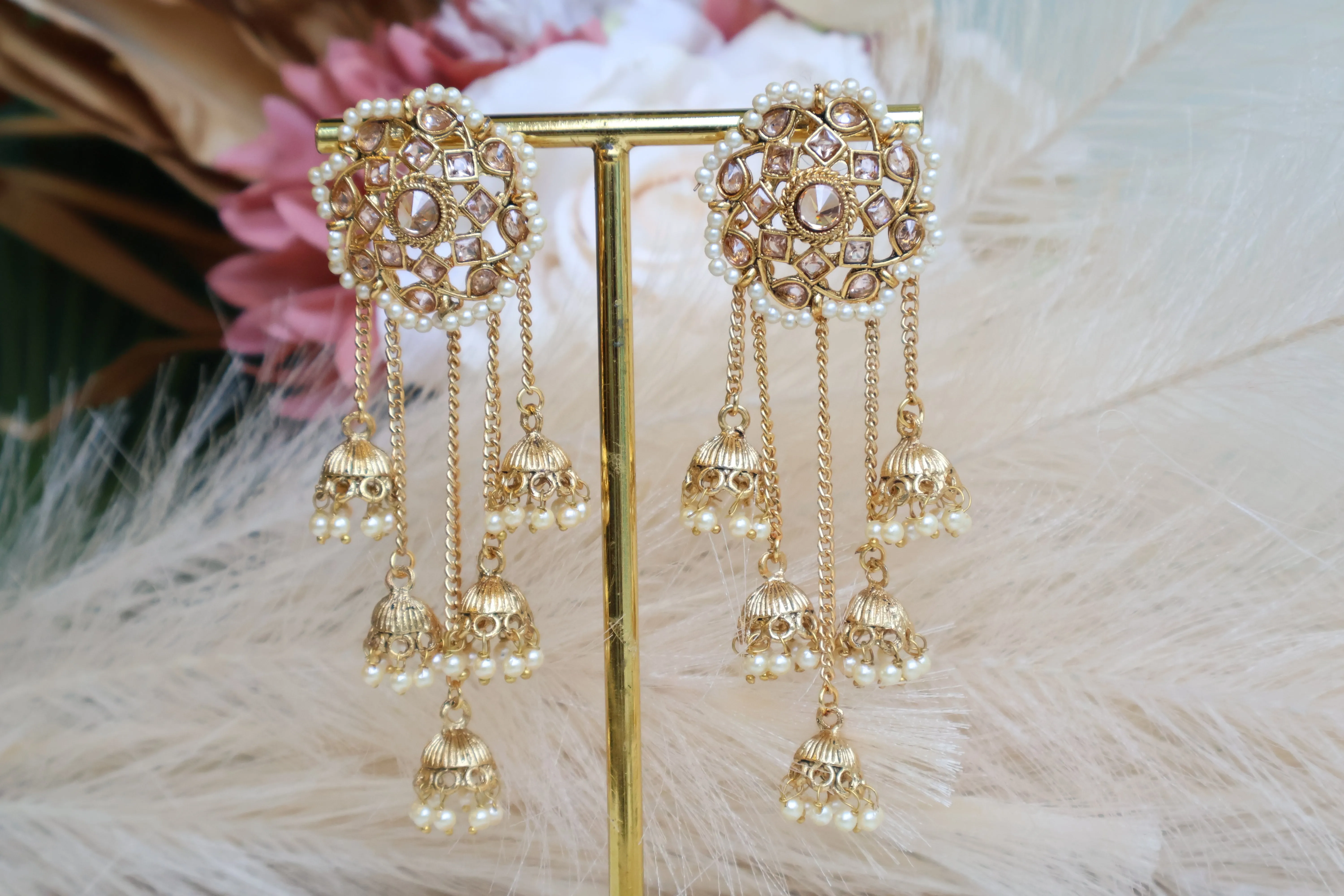 Praachi Lightweight Earring