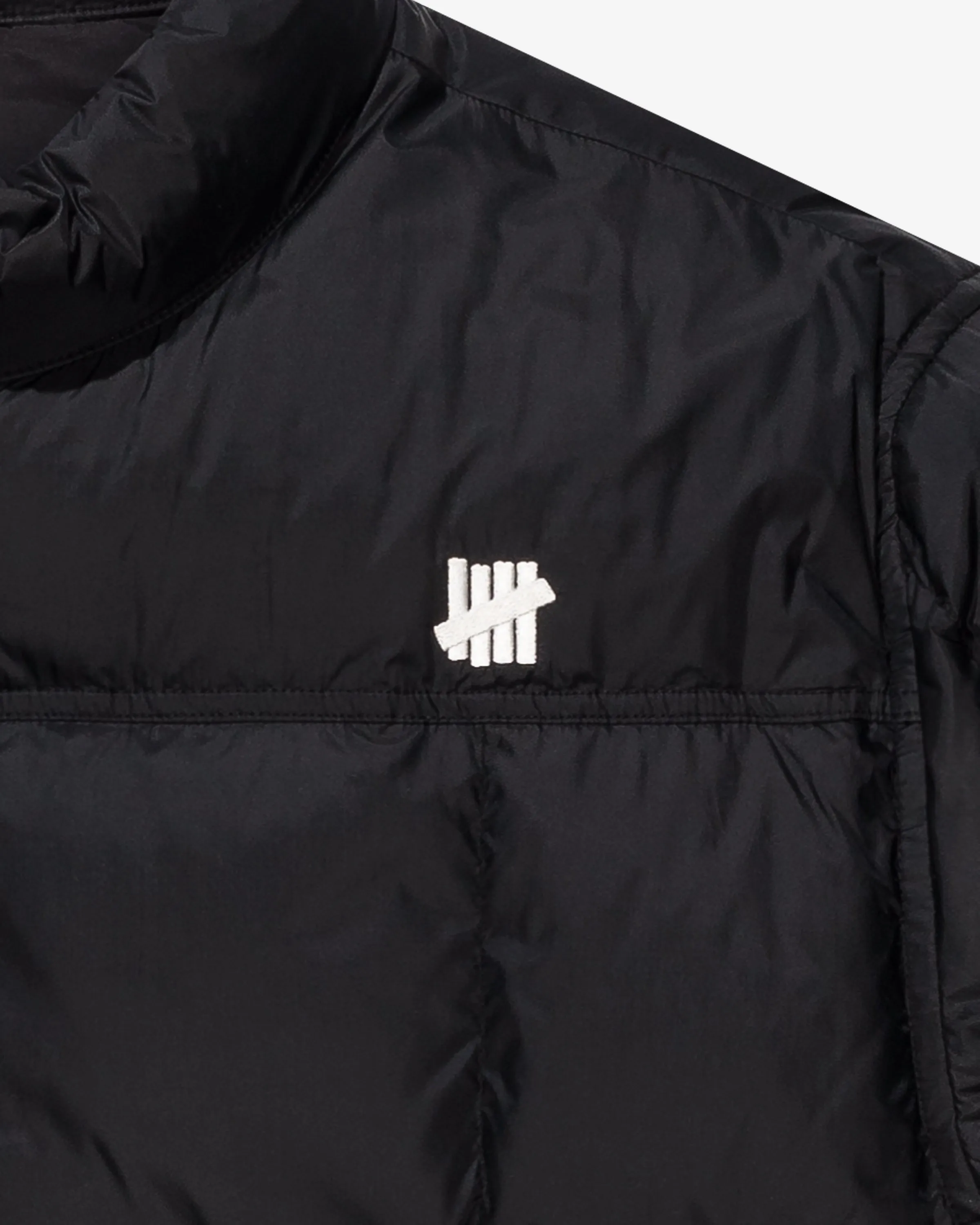 UNDEFEATED LIGHTWEIGHT QUILTED JACKET