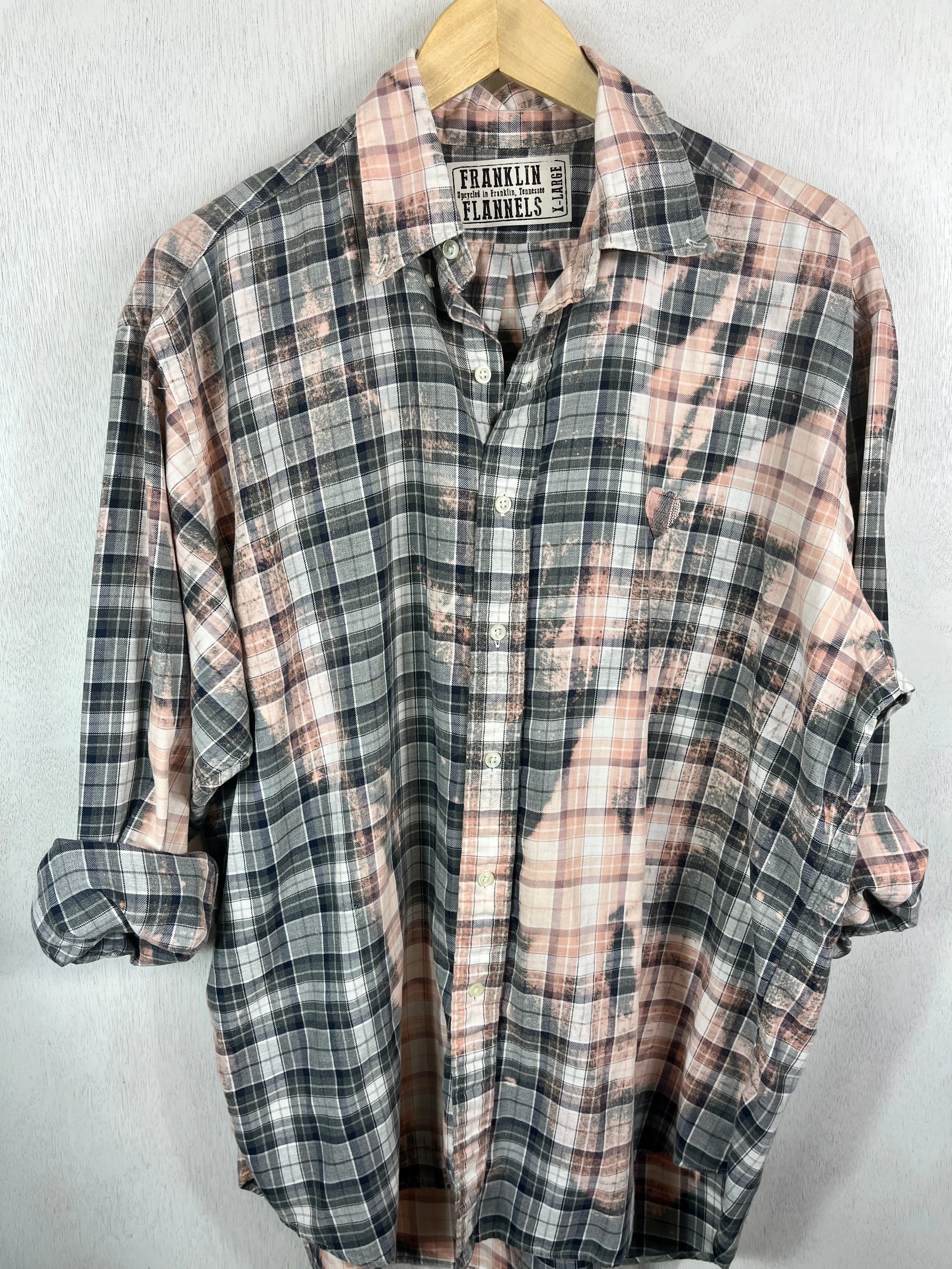 Vintage Grey, Pink and White Lightweight Cotton Size XL