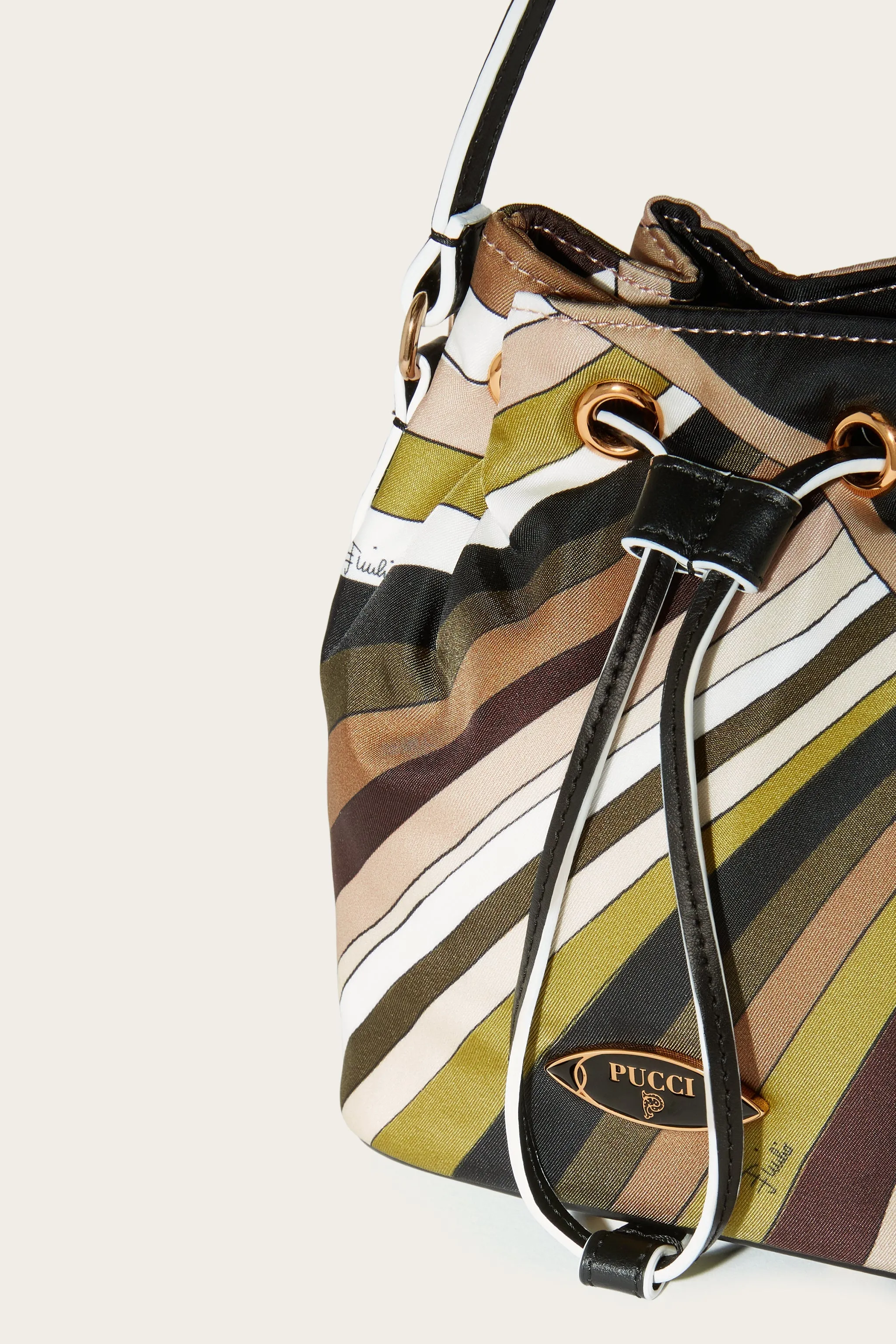 Yummy Bucket Bag